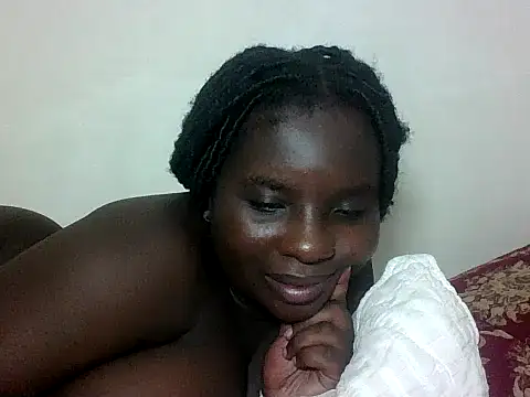 hotebbbyy online show from October 16, 2025, 7:55 pm