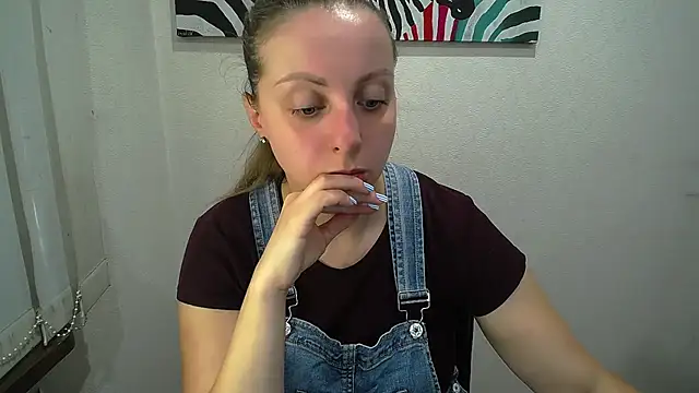 Snapshot of _Annabelle_Lee chatting on July 29, 2026, 6:01 am Annabelle Lee online show from July 29, 2026, 6:01 am
