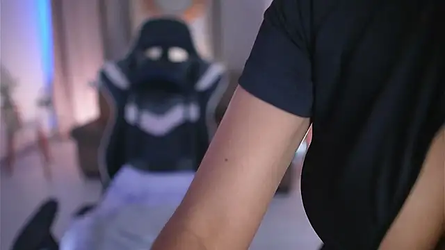 Sara albrecht online show from March 4, 2025, 12:55 pm