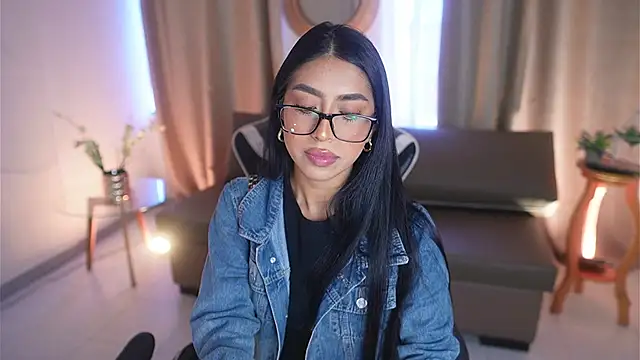 Sara albrecht online show from February 24, 2025, 4:15 pm