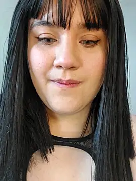 ItsNaiixa online show from September 28, 2025, 6:48 pm