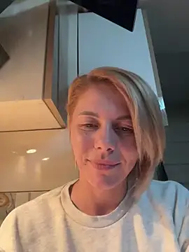 tanyagrey online show from December 21, 2025, 5:03 pm