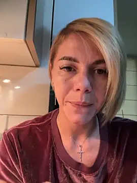 tanyagrey online show from October 10, 2025, 6:25 am