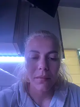 Snapshot of tanyagrey chatting on May 28, 2026, 5:59 am tanyagrey online show from May 28, 2026, 5:59 am