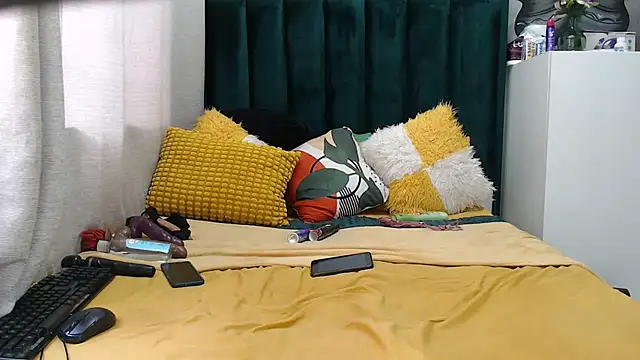 GaggingQueenxx online show from September 21, 2025, 10:09 am