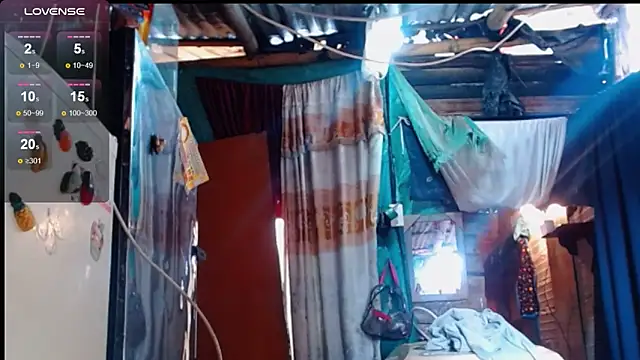 Alanagracia online show from November 6, 2025, 1:15 pm