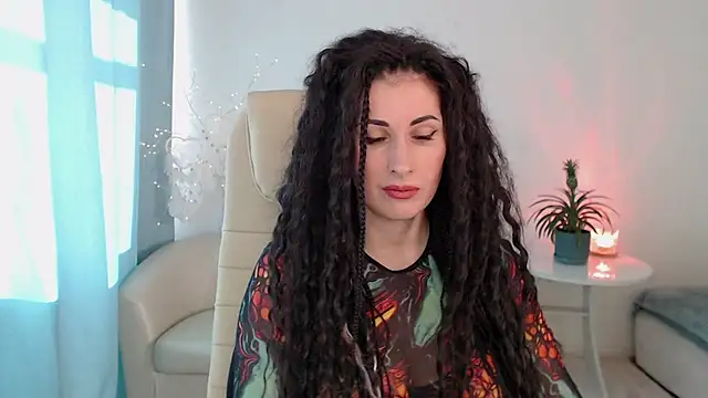 MaryMalory11 online show from February 20, 2025, 8:17 am