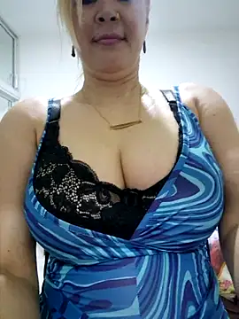 Snapshot of lamorbosa37 chatting on February 25, 2025, 11:26 pm lamorbosa37 online show from February 25, 2025, 11:26 pm