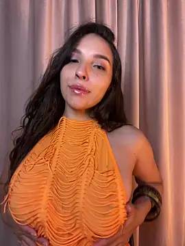 ThaliaRivera  online show from October 1, 2025, 6:29 am