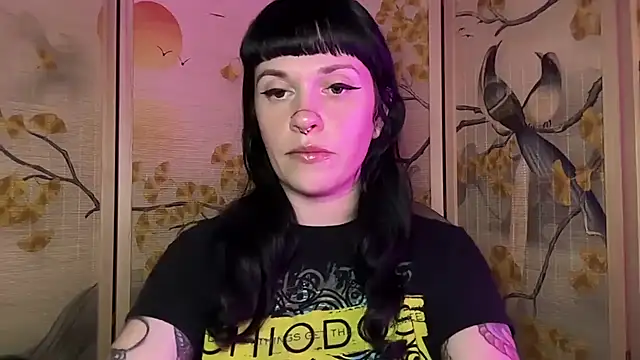Snapshot of Marcelinegoddess chatting on April 24, 2026, 3:30 am Marcelinegoddess online show from April 24, 2026, 3:30 am