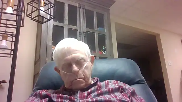 bootlegmanz online show from February 14, 2026, 3:01 pm