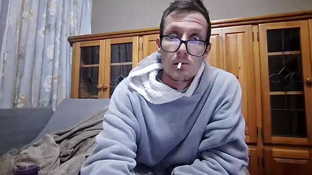 Snapshot of TheSouthernKing chatting on May 25, 2026, 9:46 pm TheSouthernKing online show from May 25, 2026, 9:46 pm