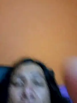 miicheele32 online show from October 29, 2025, 6:45 am