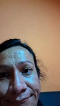 miicheele32 online show from December 15, 2025, 7:03 am