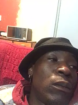 SmallGoodNutts online show from November 4, 2025, 7:06 pm