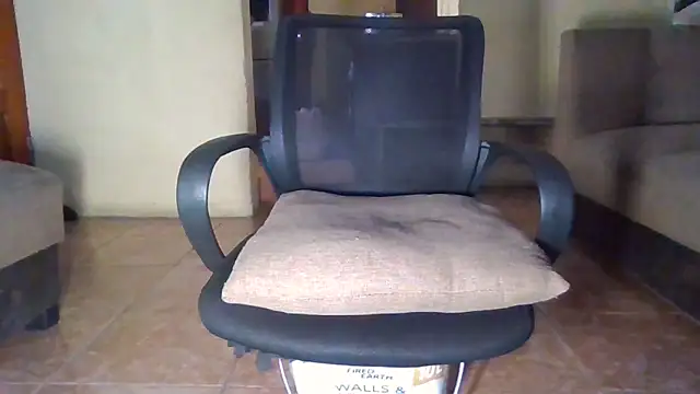 SmallGoodNutts online show from September 25, 2025, 6:30 am