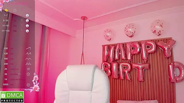 Snapshot of sophiecherry_ chatting on October 6, 2025, 10:10 pm sophiecherry online show from October 6, 2025, 10:10 pm