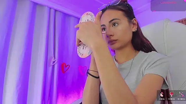 Snapshot of sophiecherry_ chatting on March 11, 2025, 5:46 am sophiecherry online show from March 11, 2025, 5:46 am