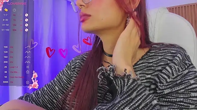 Snapshot of sophiecherry_ chatting on February 17, 2025, 10:40 am sophiecherry online show from February 17, 2025, 10:40 am