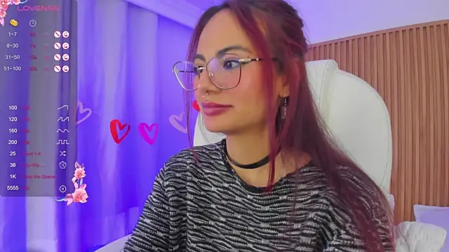 Snapshot of sophiecherry_ chatting on February 17, 2025, 7:37 am sophiecherry online show from February 17, 2025, 7:37 am