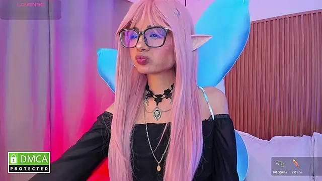 Snapshot of sophiecherry_ chatting on October 31, 2025, 7:27 am sophiecherry online show from October 31, 2025, 7:27 am