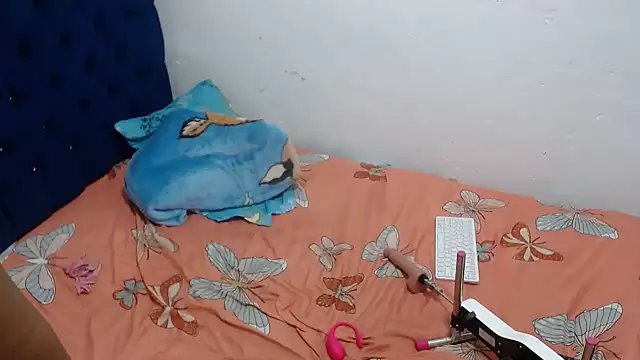 daisha becker online show from December 11, 2024, 3:02 am