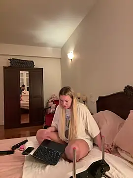 summermc xx online show from February 16, 2026, 9:13 pm