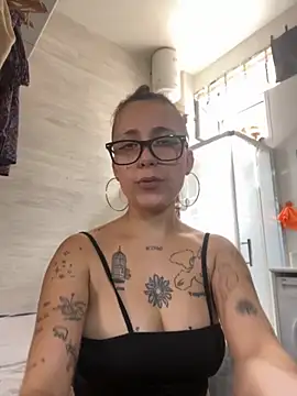 Hawitxui online show from September 16, 2025, 11:11 am