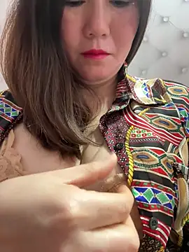 Snapshot of Ory22 chatting on February 14, 2026, 12:11 am Ory22 online show from February 14, 2026, 12:11 am