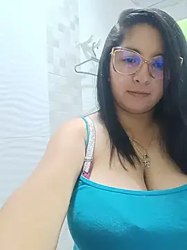 Snapshot of _Angelinaandrade_ chatting on July 8, 2026, 1:08 am Angelinaandrade online show from July 8, 2026, 1:08 am