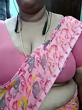 Snapshot of ashikaa_r chatting on May 7, 2026, 5:44 am ashikaa r online show from May 7, 2026, 5:44 am