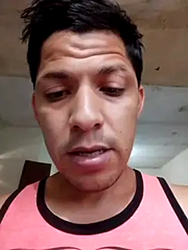 Alonsomadeira online show from May 17, 2026, 1:55 pm