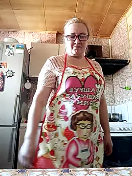 HelenaGlossX online show from February 10, 2025, 8:20 am