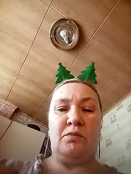 HelenaGlossX online show from January 20, 2025, 7:47 am