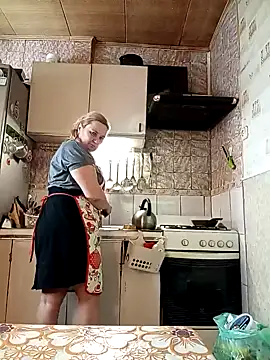 HelenaGlossX online show from January 31, 2025, 8:22 am