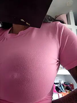 luisa16xxx online show from October 11, 2025, 7:15 pm