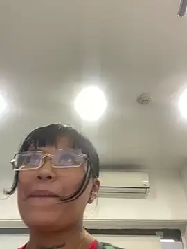 luisa16xxx online show from January 21, 2025, 9:25 pm