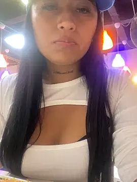 luisa16xxx online show from January 22, 2025, 8:49 pm