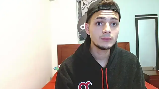 Jeffstyle18 online show from September 30, 2025, 11:33 pm