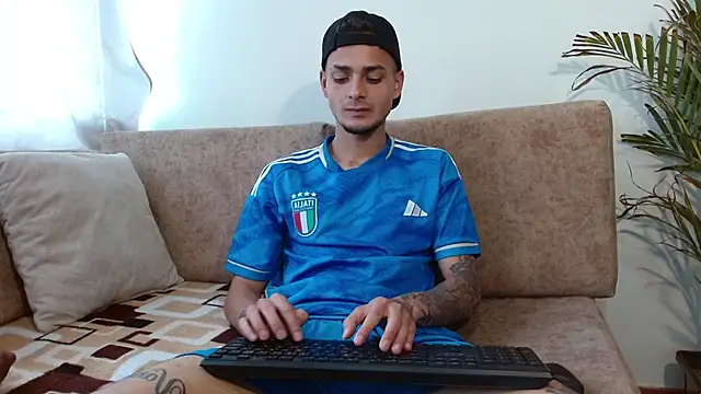 Jeffstyle18 online show from October 11, 2025, 8:54 pm