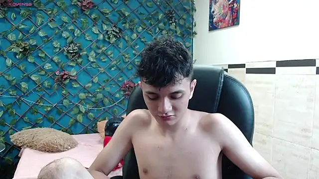 Waturox online show from October 31, 2025, 7:10 pm