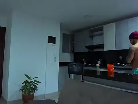 Alexander Martines online show from September 12, 2025, 10:53 pm