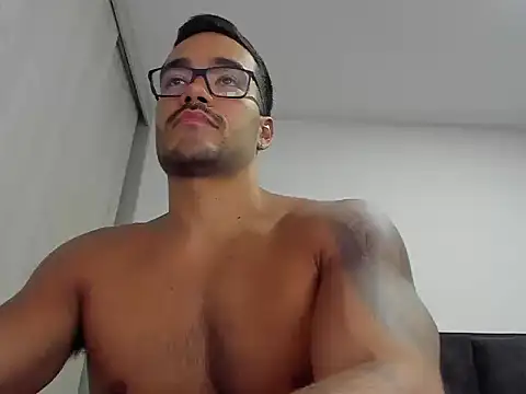 Snapshot of Alexander_Martines chatting on July 7, 2026, 11:41 pm Alexander Martines online show from July 7, 2026, 11:41 pm