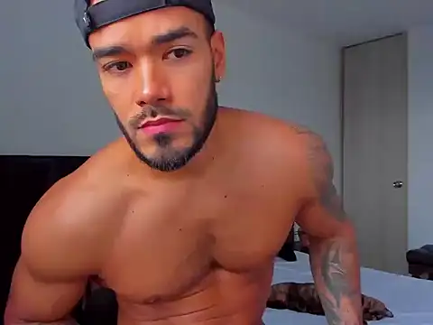 Alexander Martines online show from February 13, 2026, 9:48 pm