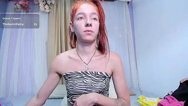 salomee star  online show from September 18, 2025, 1:47 pm