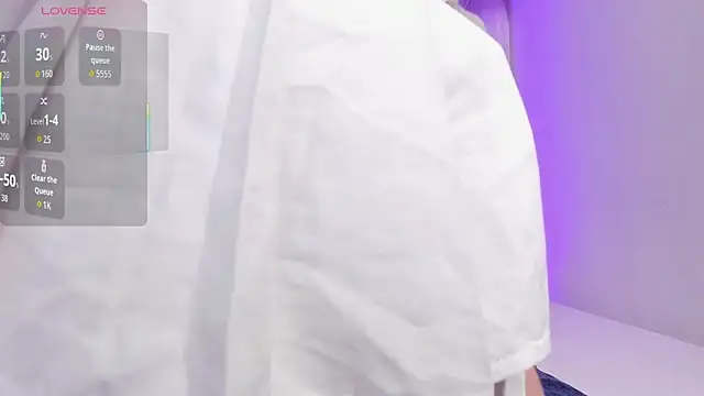 salomee star  online show from November 11, 2025, 7:08 pm