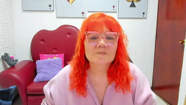 Snapshot of Salomeediaz_ chatting on April 28, 2026, 9:08 pm Salomeediaz online show from April 28, 2026, 9:08 pm