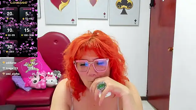 Snapshot of Salomeediaz_ chatting on April 19, 2026, 6:10 pm Salomeediaz online show from April 19, 2026, 6:10 pm