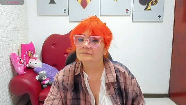 Snapshot of Salomeediaz_ chatting on May 28, 2026, 9:21 pm Salomeediaz online show from May 28, 2026, 9:21 pm