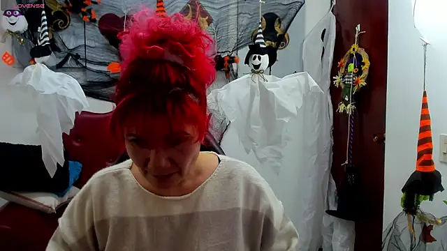 Salomeediaz  online show from October 17, 2025, 9:05 pm